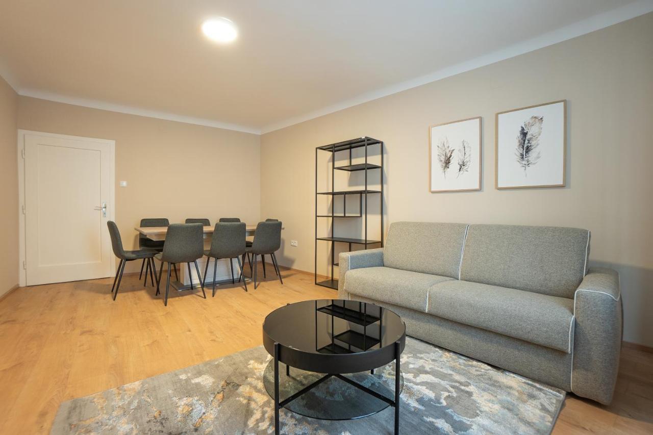A 2-Bedroom Apartment With A King-Size Bed And A Balcony Is Located Just A 15-Minute Walk From Stephansplatz. Відень Екстер'єр фото
